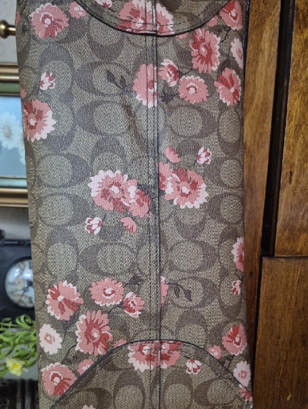 Coach Reversible City Tote - Prairie Daisy Cluster - Picture 5 of 8